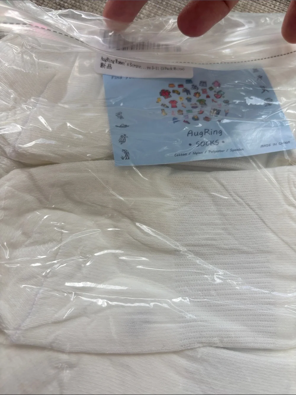 White cotton & spandex scrunch socks